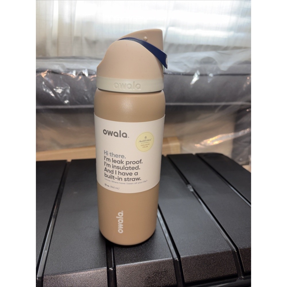 Owala 32oz FreeSip Limited Edition Water Bottle Color: Gone Fishing Heart & Hand